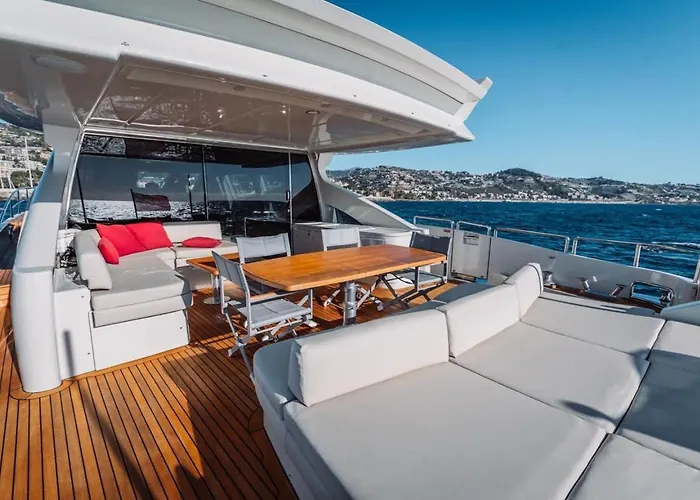 Båthotell Nami - Luxury Yacht *