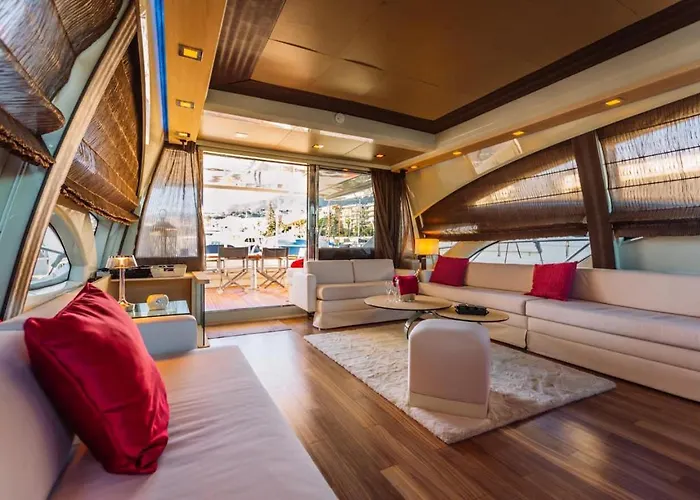 Nami - Luxury Yacht *